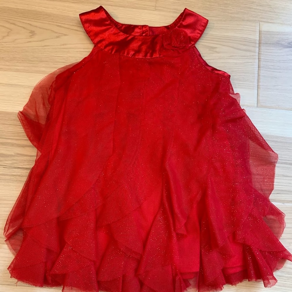 Adorable sparkly red dress  24 M​​